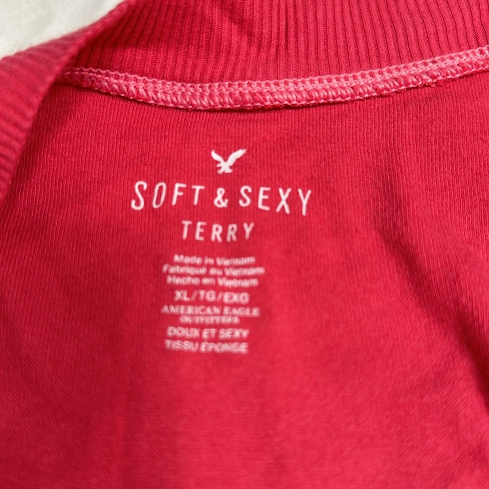 Like new womens thin sweatshirt - Picture 3 of 3